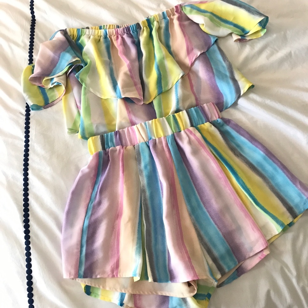Striped shorts set